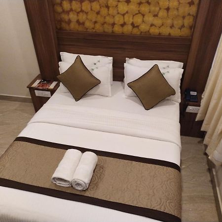 Hotel White Boutique Pondicherry Exteriör bild
