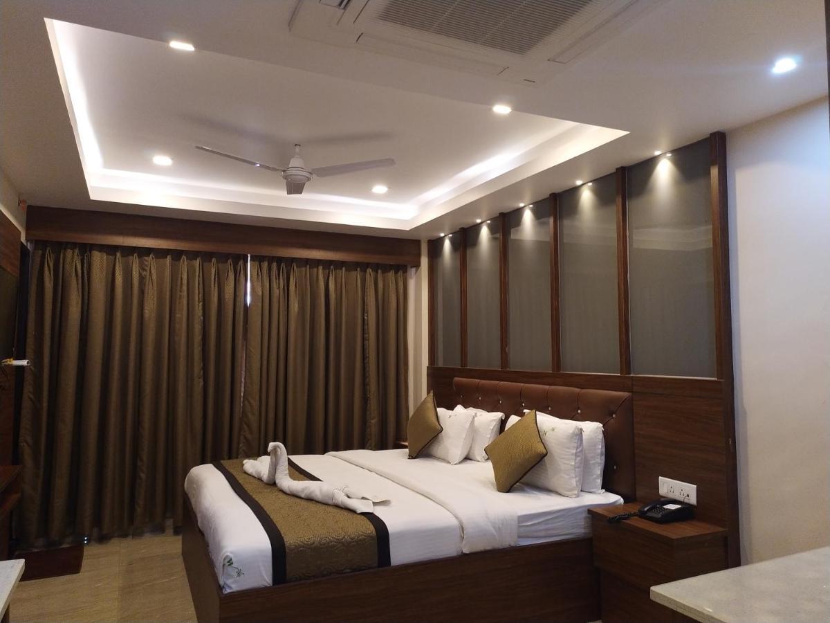Hotel White Boutique Pondicherry Exteriör bild