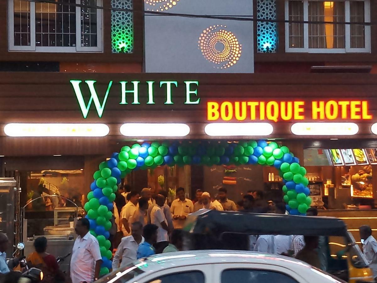 Hotel White Boutique Pondicherry Exteriör bild
