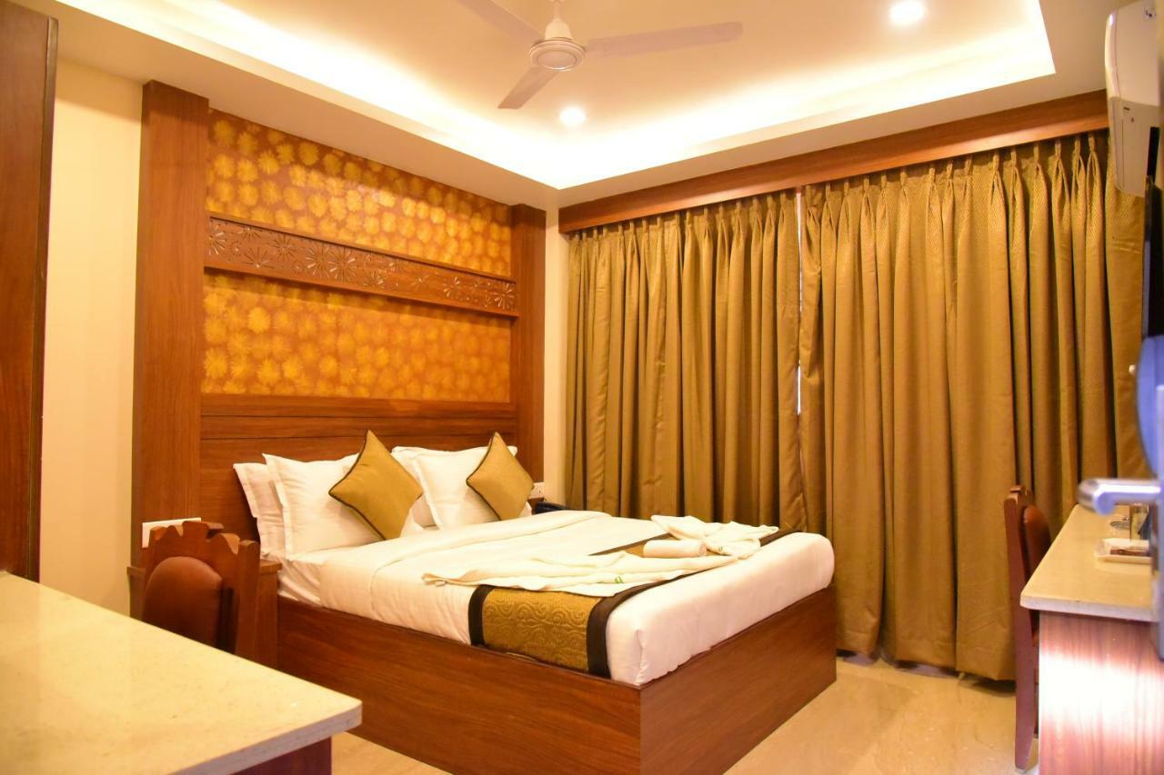 Hotel White Boutique Pondicherry Exteriör bild